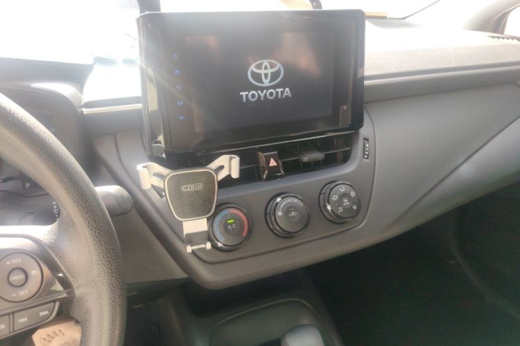 Toyota Corolla 2021 car image #13