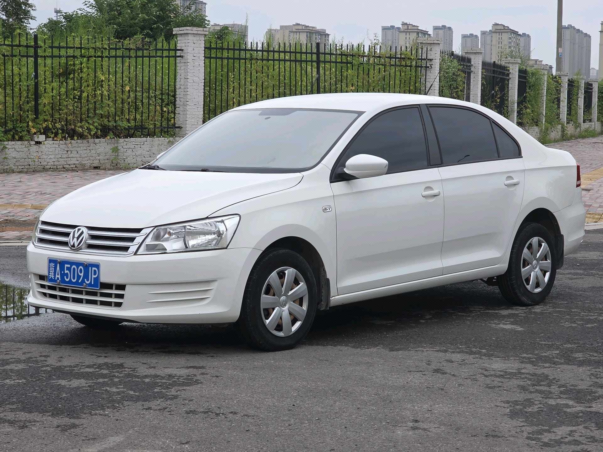Volkswagen Santana 2015 Volkswagen Santana 2015 car image