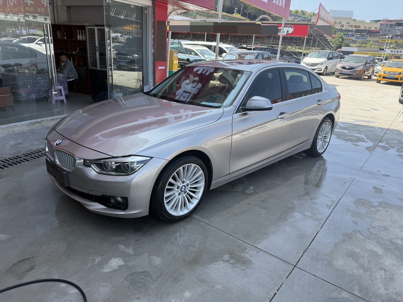 BMW 3 Series 2018 car image 