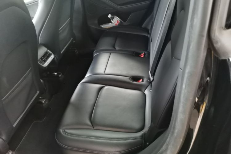 Tesla Model Y 2023 #17 Tesla Model Y 2023 car image #17