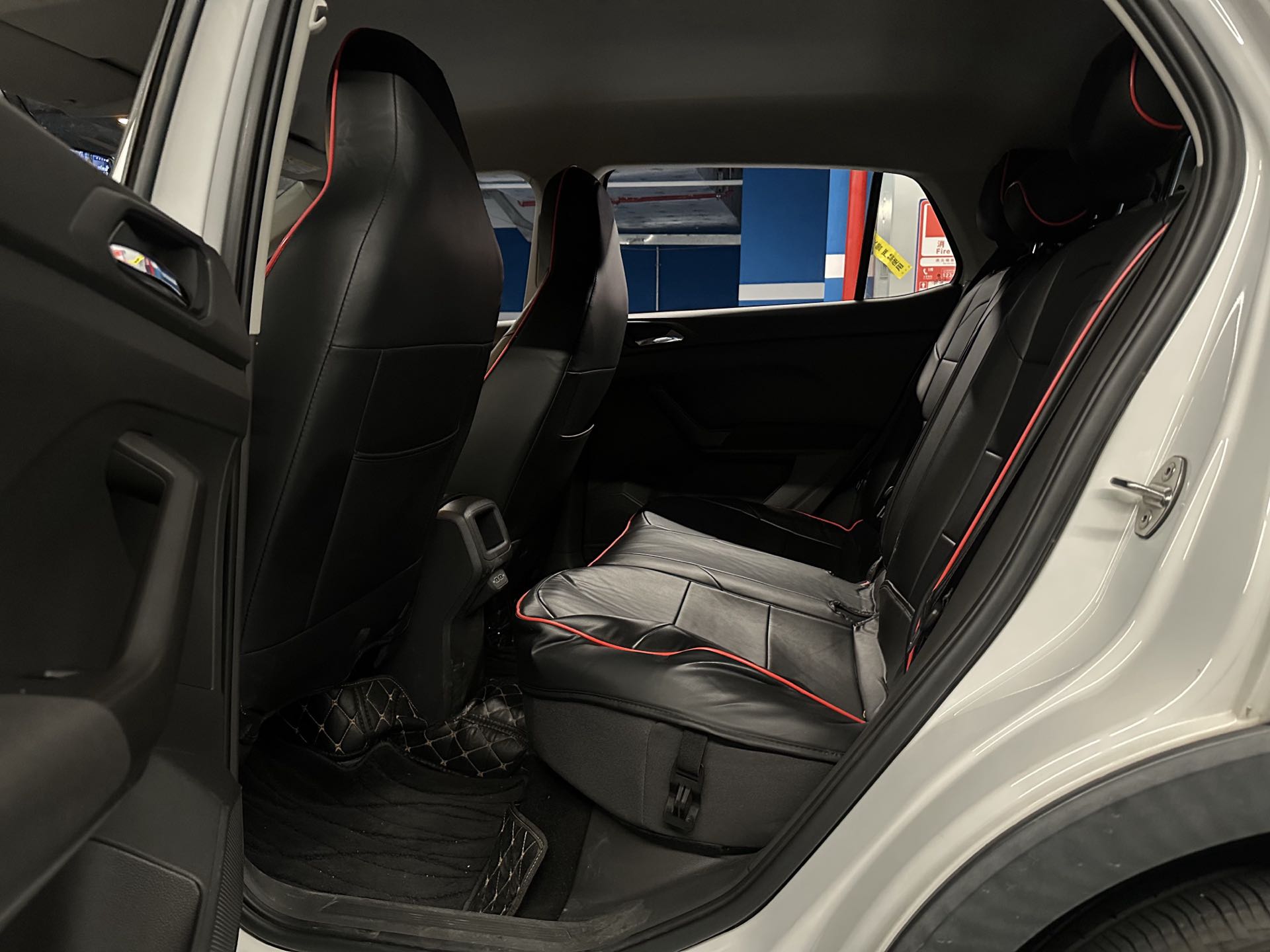 Volkswagen T-Cross 2020 #15 Volkswagen T-Cross 2020 immagine di auto #15