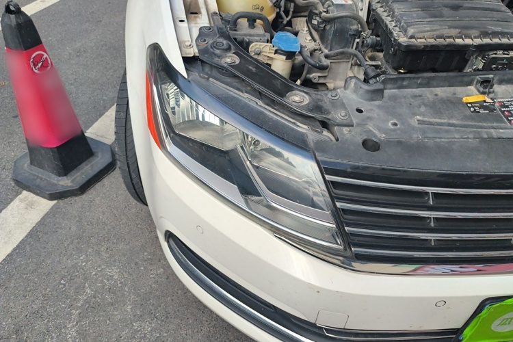 Volkswagen Lavida 2016 car image #8