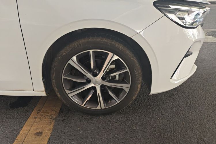 GEELY Emgrand 2023 #6 GEELY Emgrand 2023 car image #6