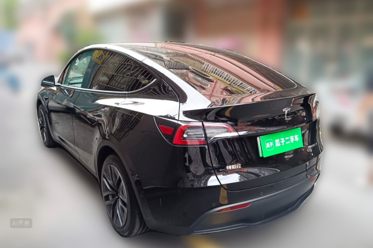 Tesla Model Y 2023 #5 Tesla Model Y 2023 car image #5