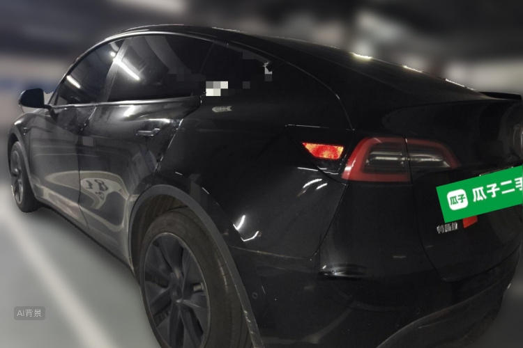 Tesla Model Y 2023 car image #5