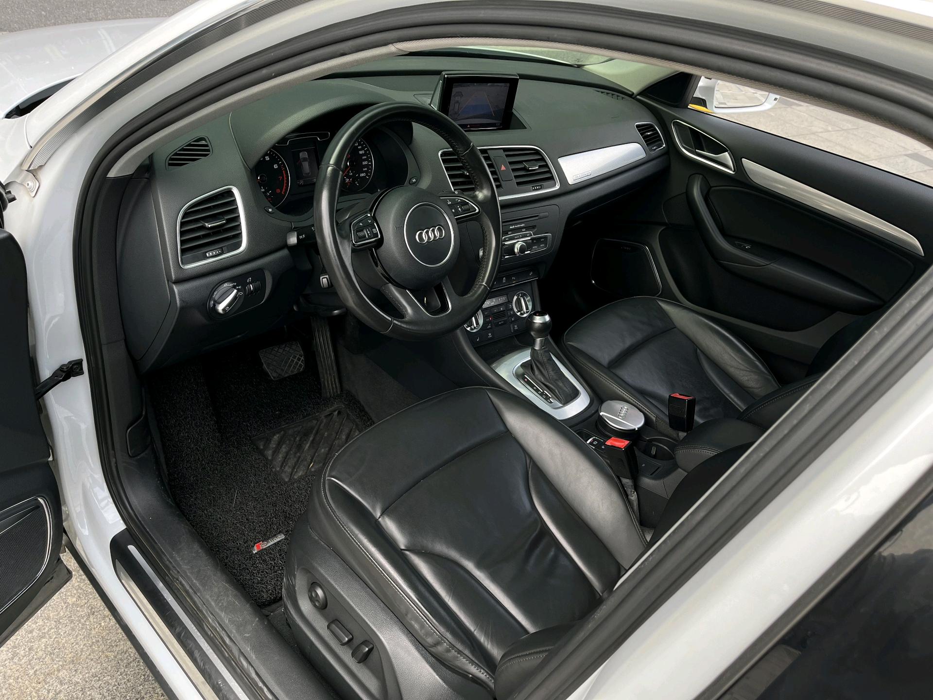 Audi Q3 2016 #4 Audi Q3 2016 car image #4