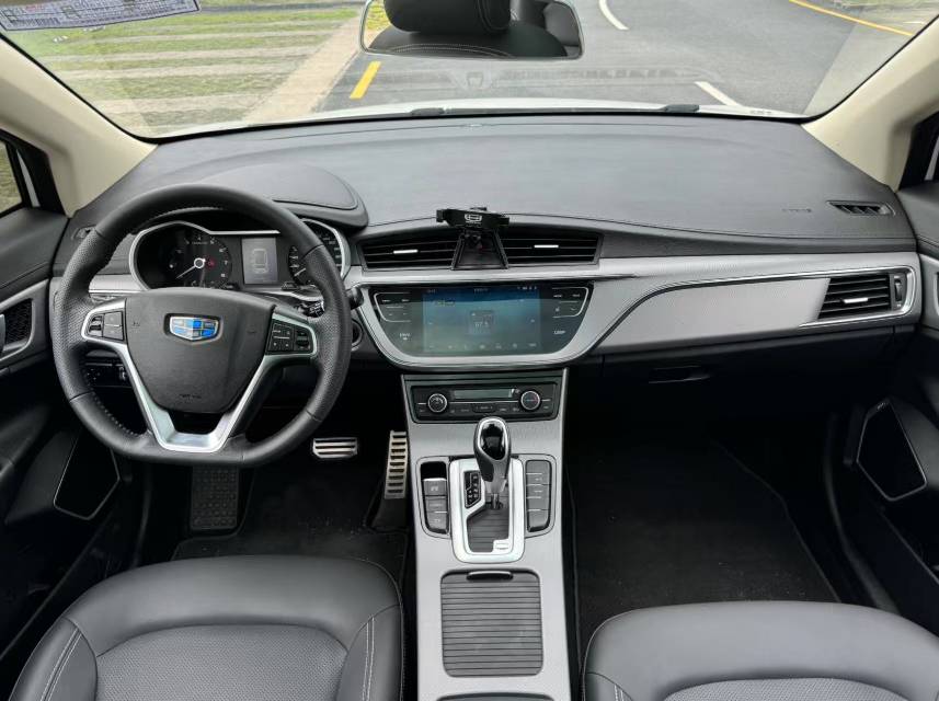 GEELY Emgrand GS 2018 #6 GEELY Emgrand GS 2018 car image #6