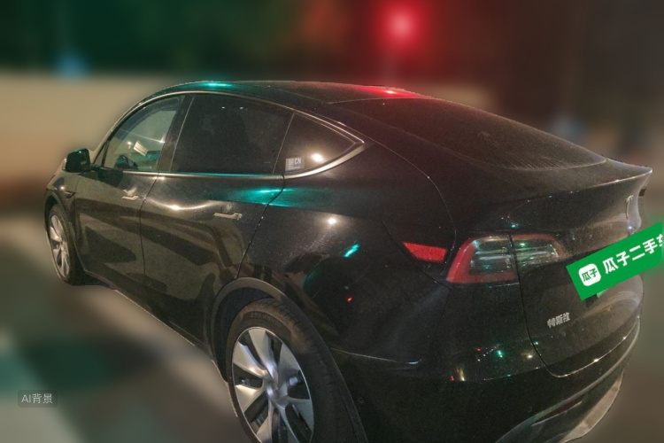Tesla Model Y 2023 #5 Tesla Model Y 2023 car image #5