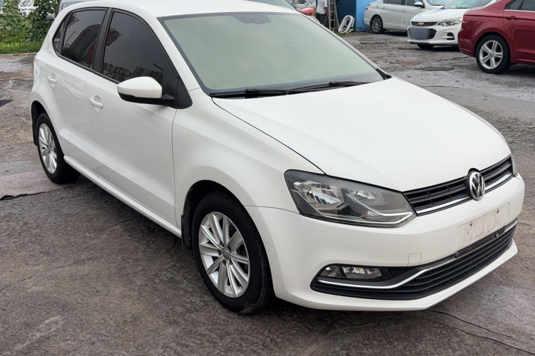 Volkswagen Polo 2015 #6 Volkswagen Polo 2015 car image #6