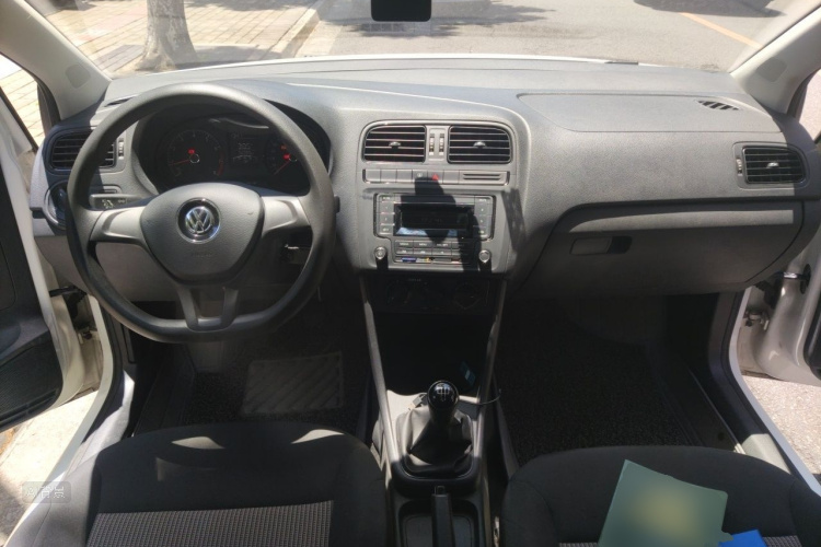 Volkswagen Polo 2016 #11 Volkswagen Polo 2016 car image #11