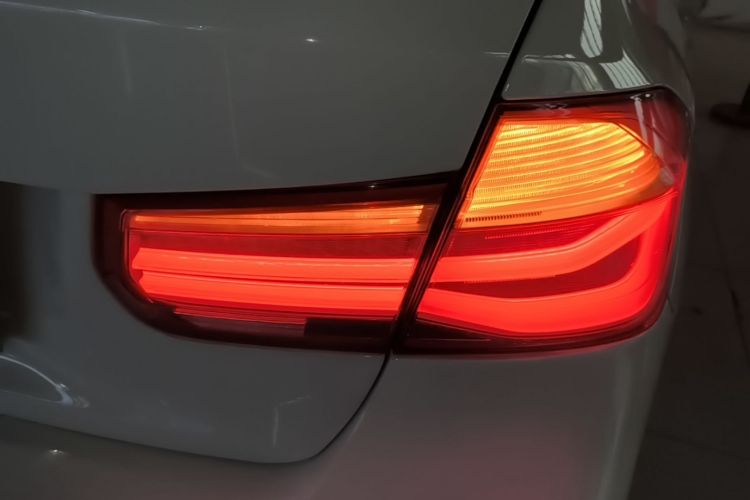 BMW 3 Series 2015 #8 BMW 3 Series 2015 immagine di auto #8