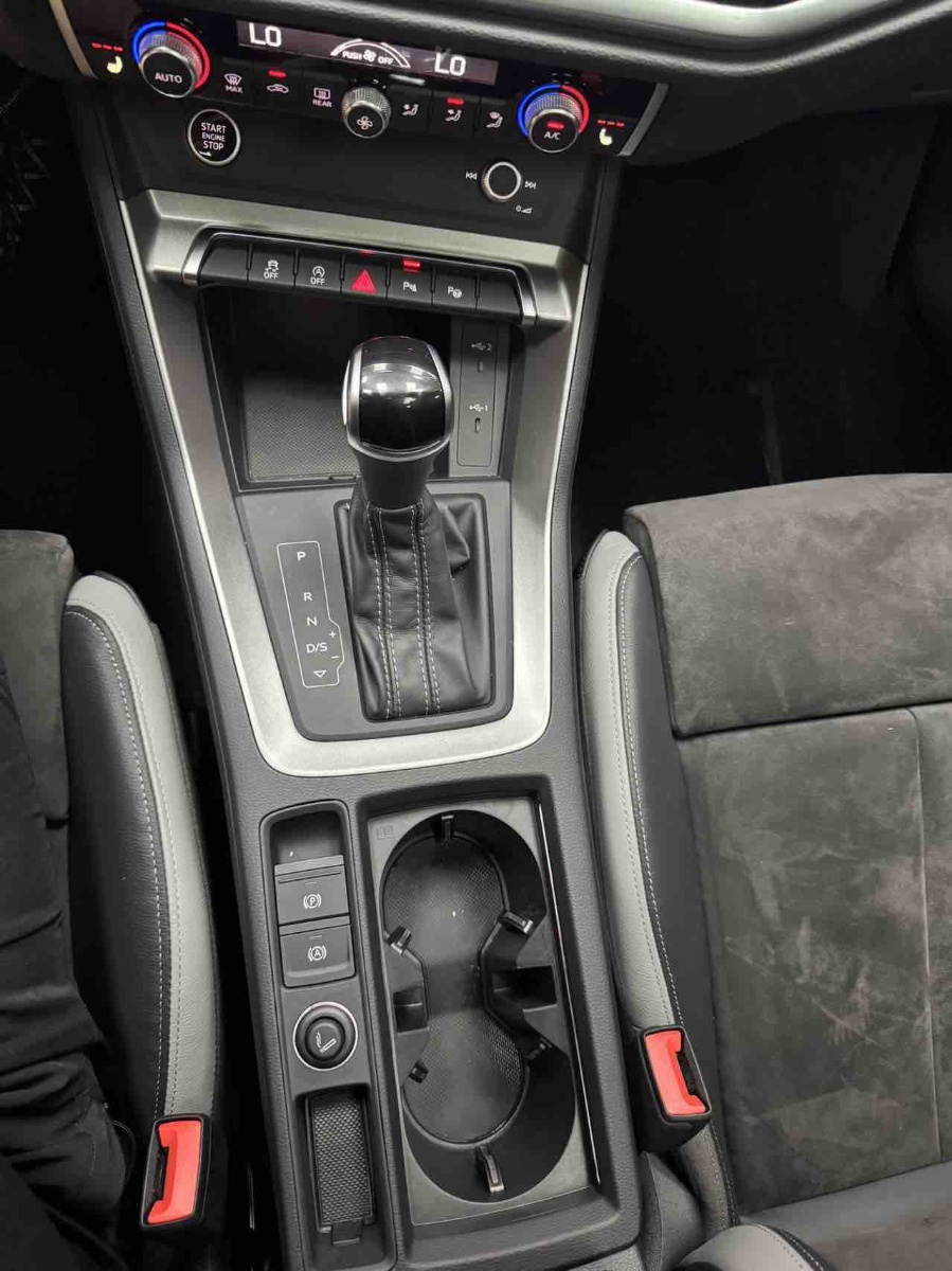 Audi Q3 2022 #13 Audi Q3 2022 car image #13