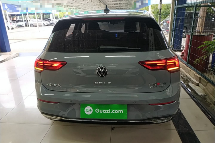 Volkswagen Golf 2024 #6 Volkswagen Golf 2024 صورة سيارة #6