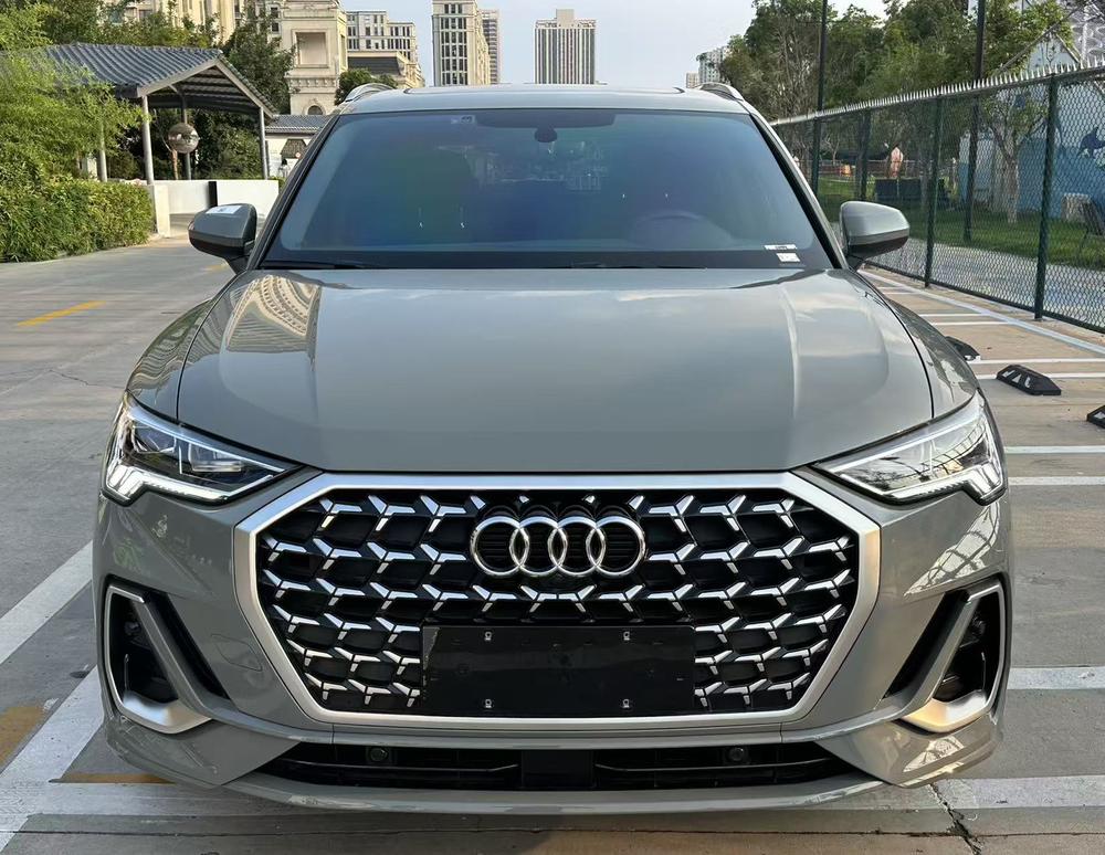 Audi Q3 2023 immagine di auto #2