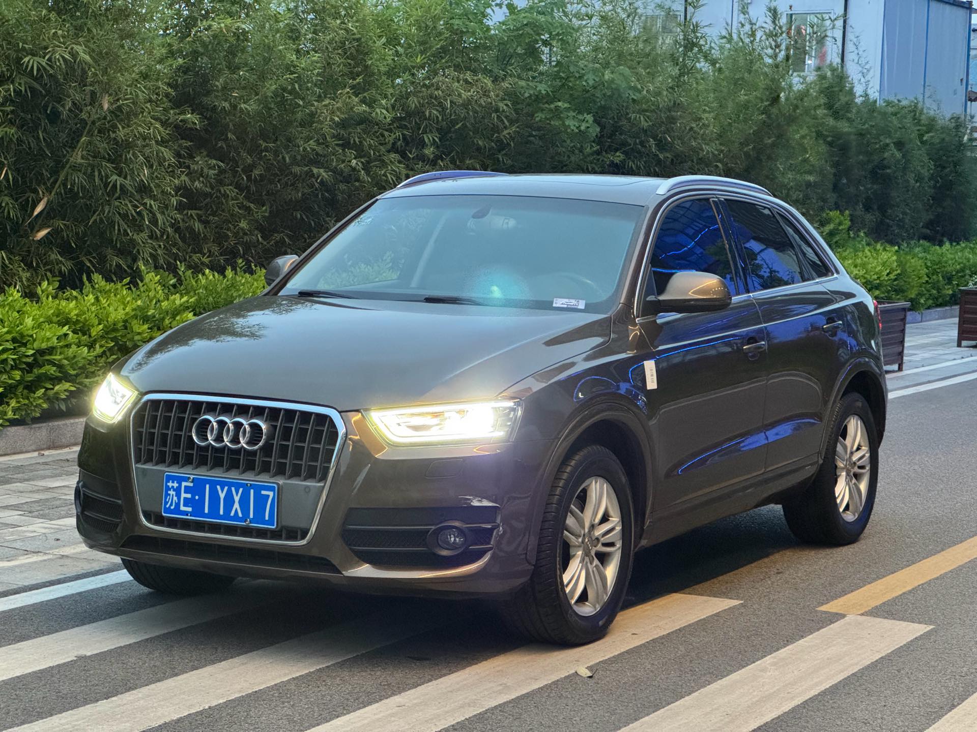 Audi Q3 2015 Audi Q3 2015 image de voiture