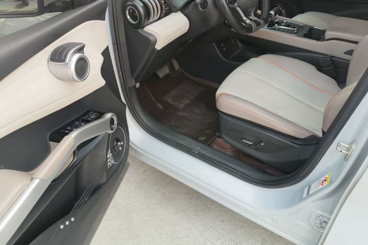 BYD Yuan Plus 2024 #16 BYD Yuan Plus 2024 imagen de coche #16
