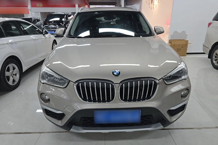 BMW X1 2018 #3 BMW X1 2018 car image #3