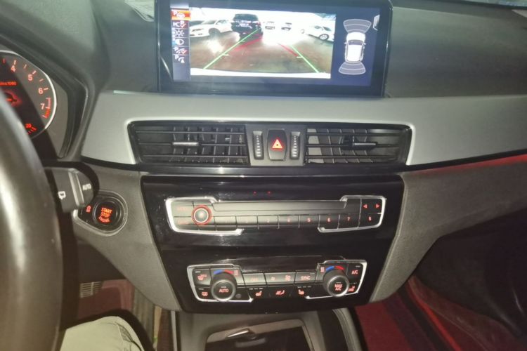 BMW X1 2017 #13 BMW X1 2017 immagine di auto #13