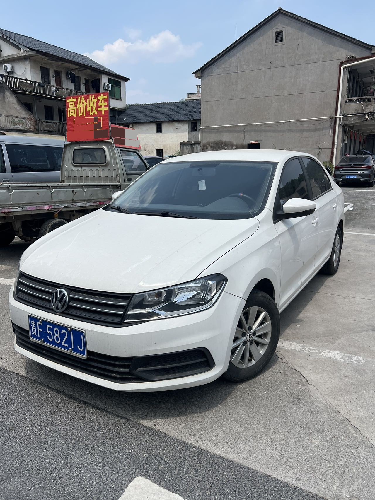 Volkswagen Santana 2023 car image 