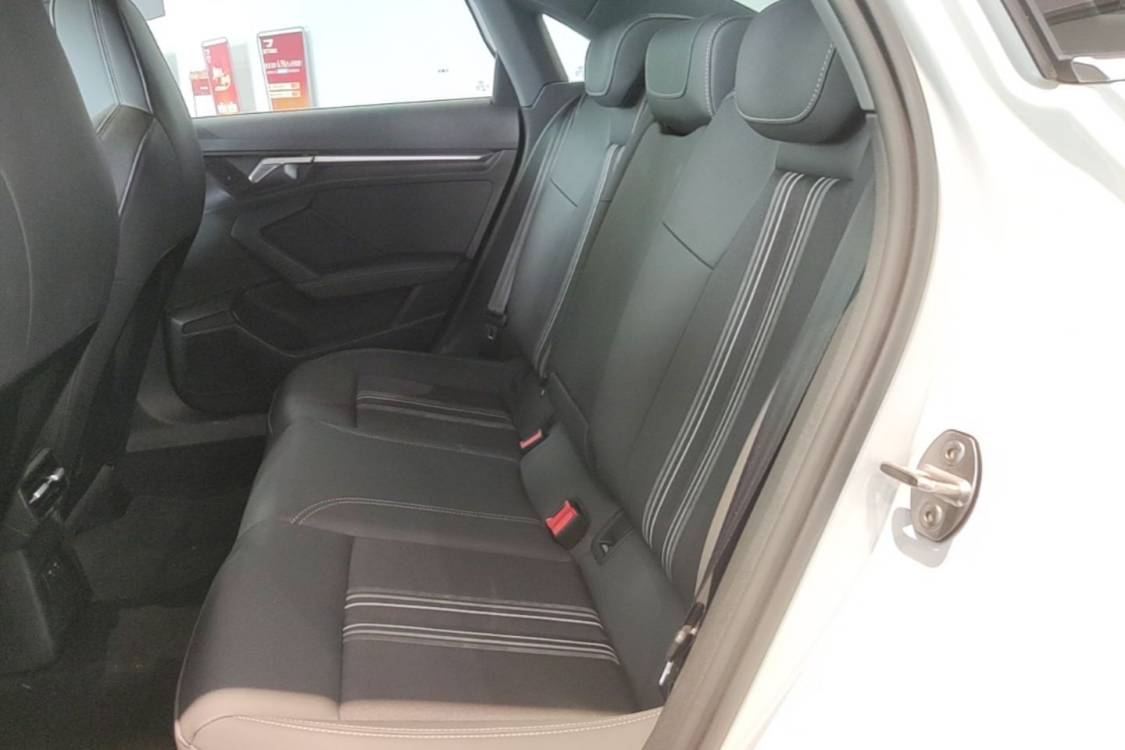Audi A3 2024 immagine di auto #13