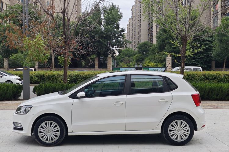 Volkswagen Polo 2017 #6 Volkswagen Polo 2017 car image #6