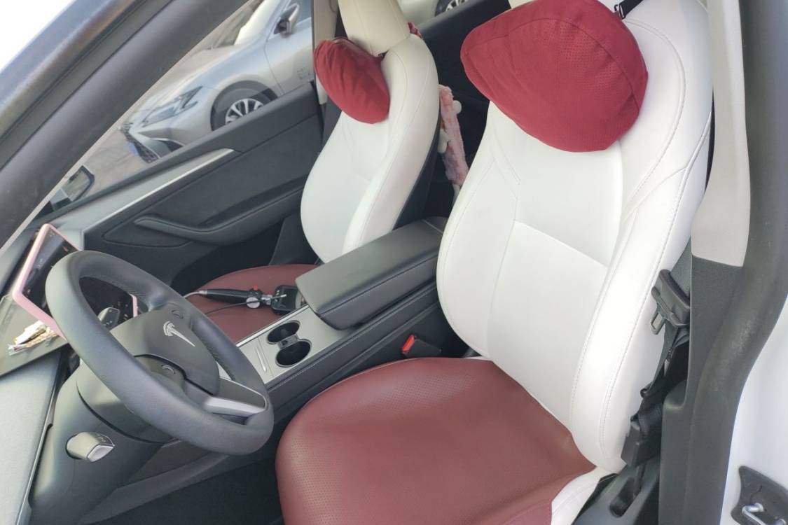 Tesla Model Y 2024 #18 Tesla Model Y 2024 car image #18