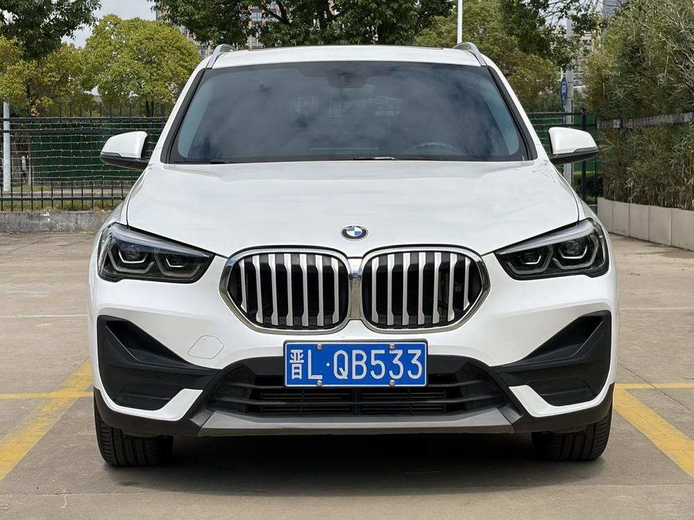 BMW X1 2021 car image #2