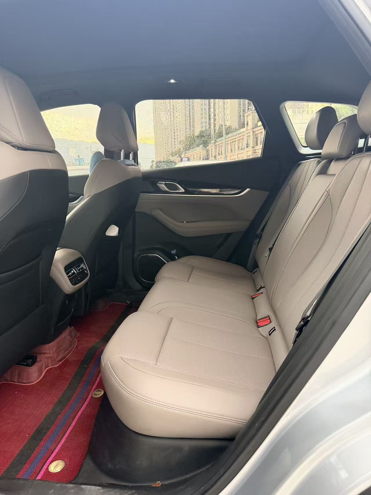 GEELY Boyue L 2025 car image #5