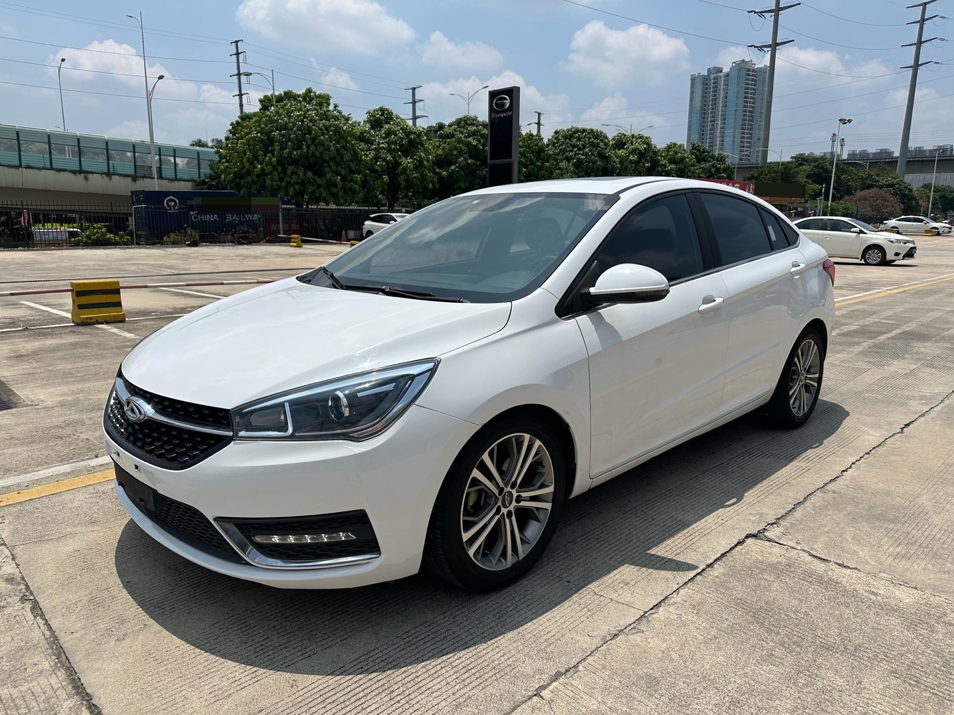 Chery Arrizo 5 2017 car image 