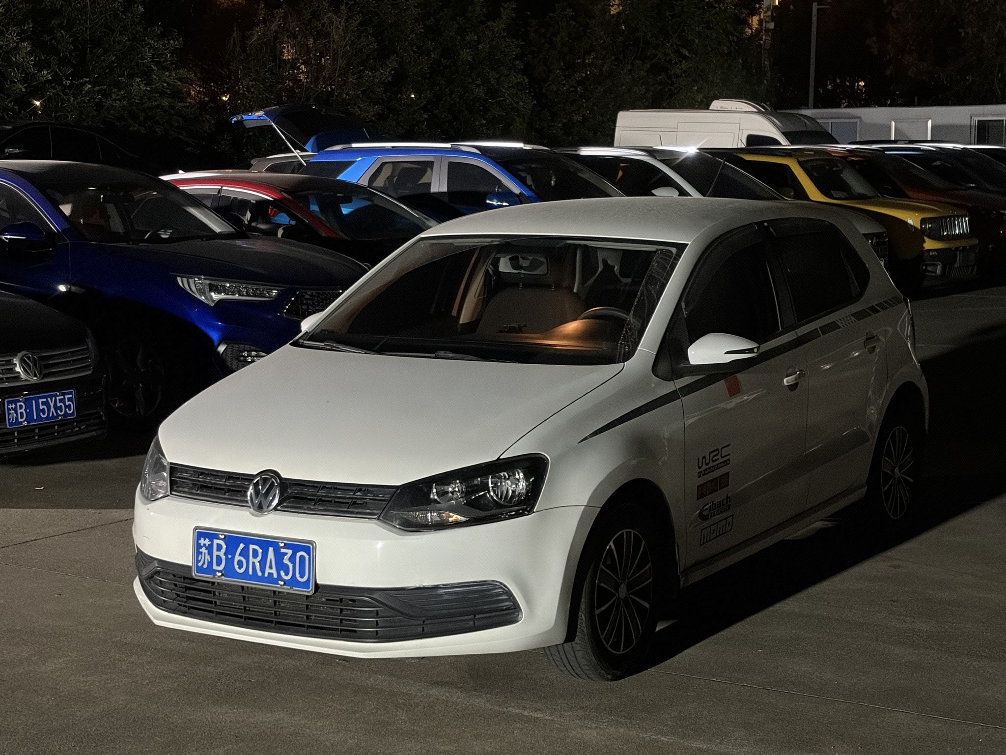 Volkswagen Polo 2017 Volkswagen Polo 2017 car image