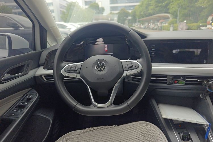Volkswagen Golf 2021 #11 Volkswagen Golf 2021 car image #11