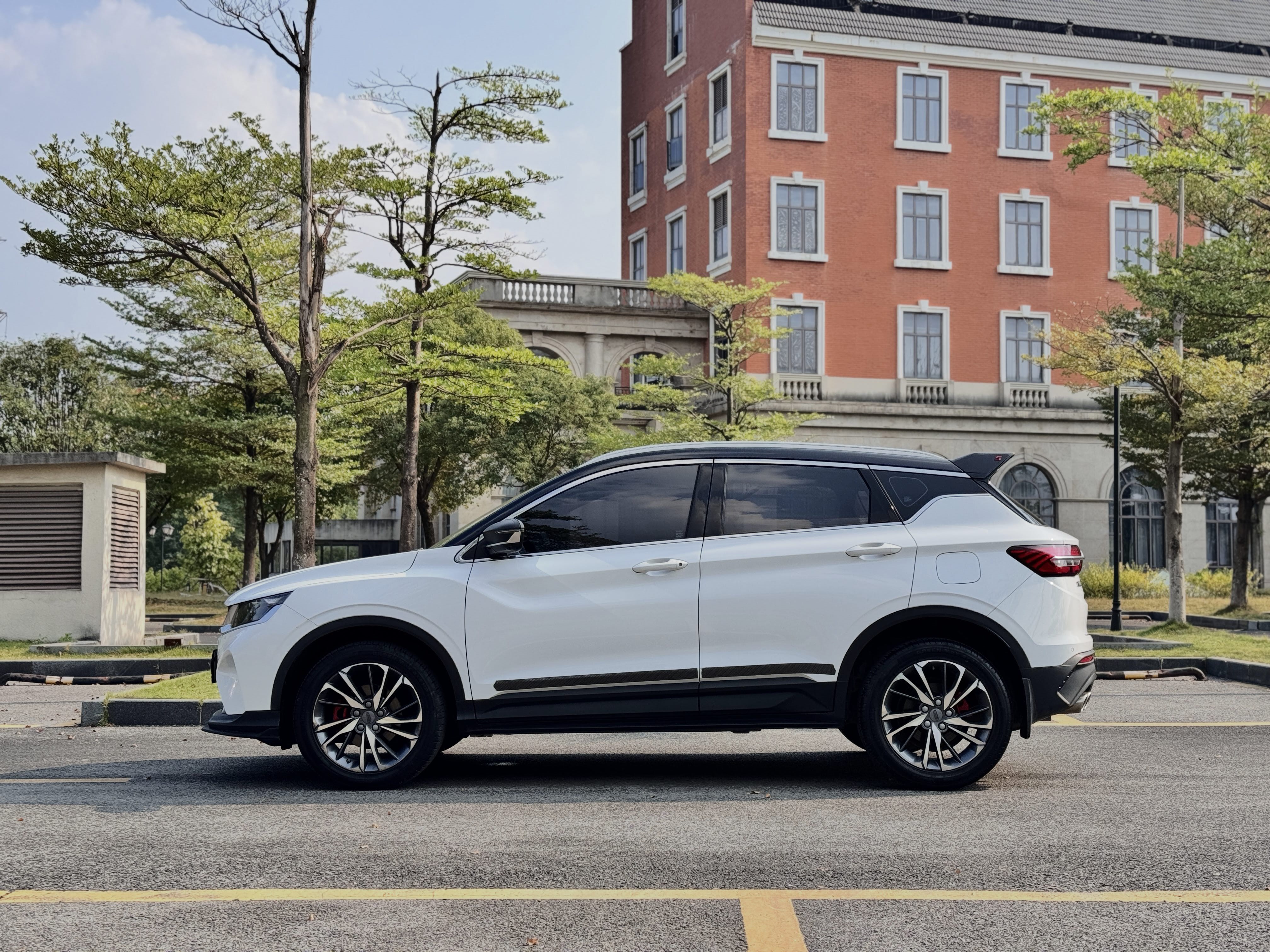 GEELY Coolray 2020 #4 GEELY Coolray 2020 immagine di auto #4