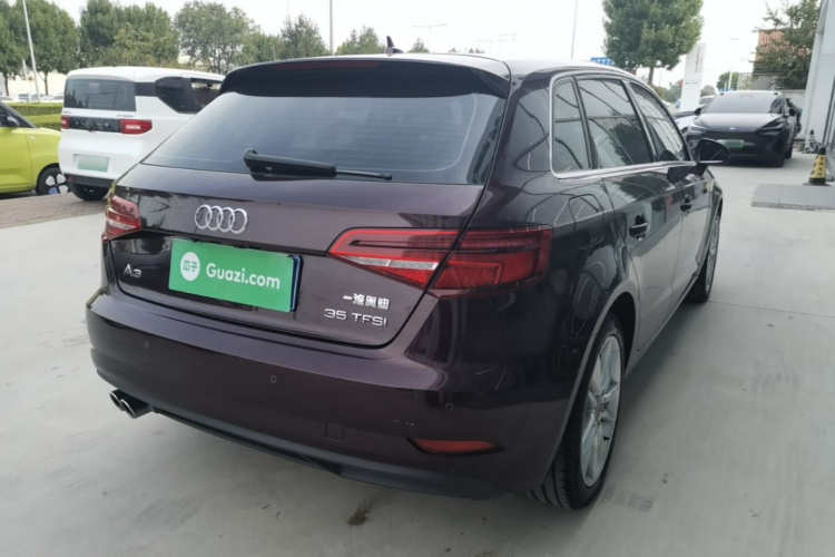 Audi A3 2018 car image #7
