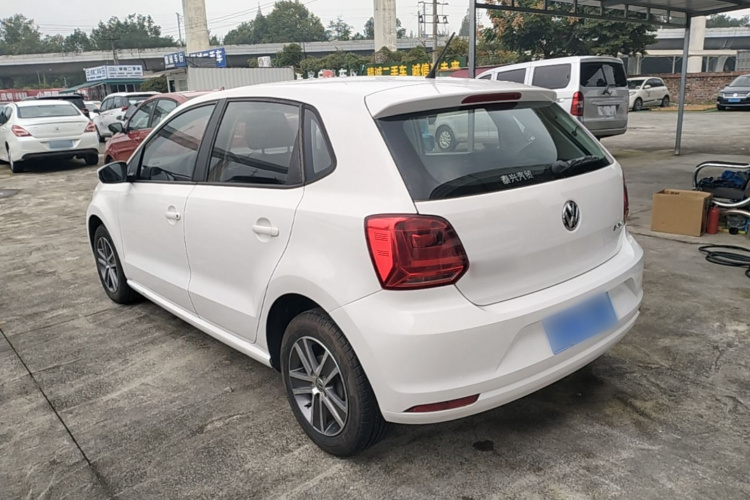Volkswagen Polo 2014 #5 Volkswagen Polo 2014 car image #5