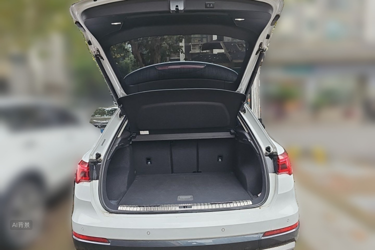 Audi Q3 2021 imagen de coche #21