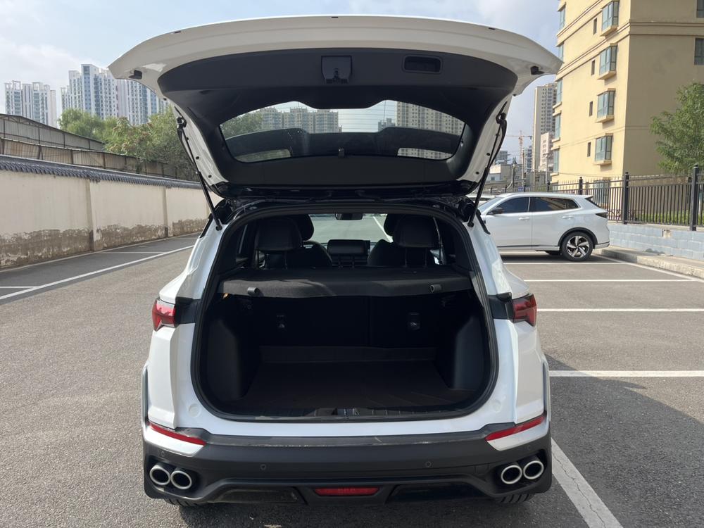 GEELY Coolray 2025 #18 GEELY Coolray 2025 car image #18