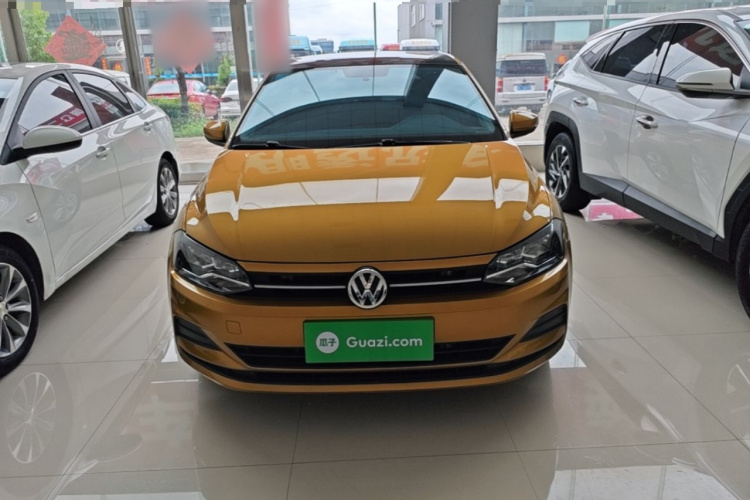 Volkswagen Polo 2020 car image #3