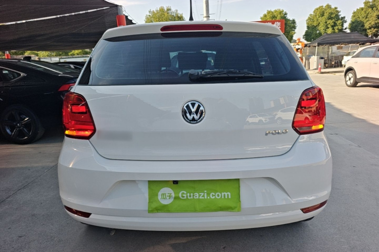 Volkswagen Polo 2017 car image #6
