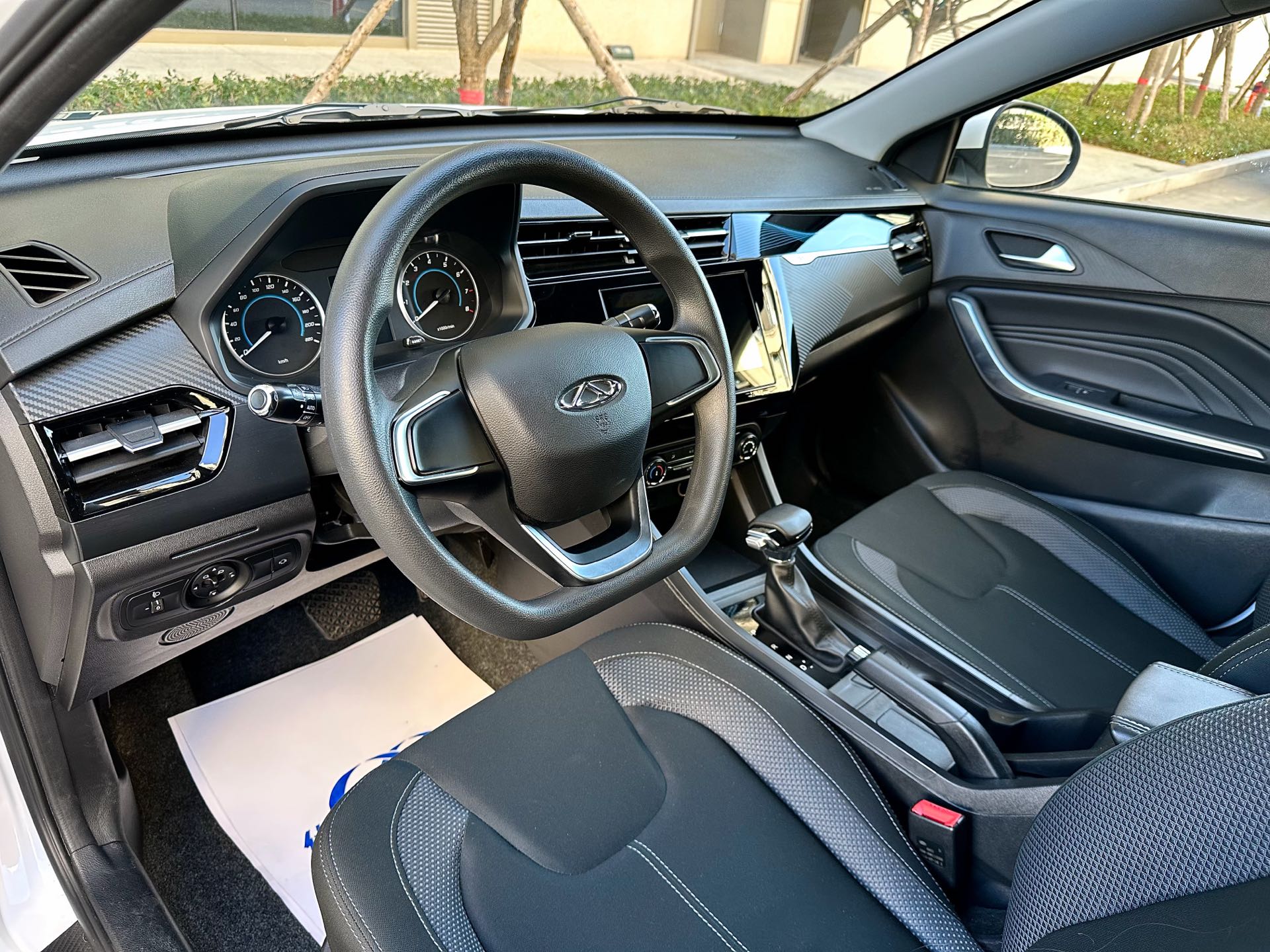 Chery Tiggo 3x 2024 car image #3
