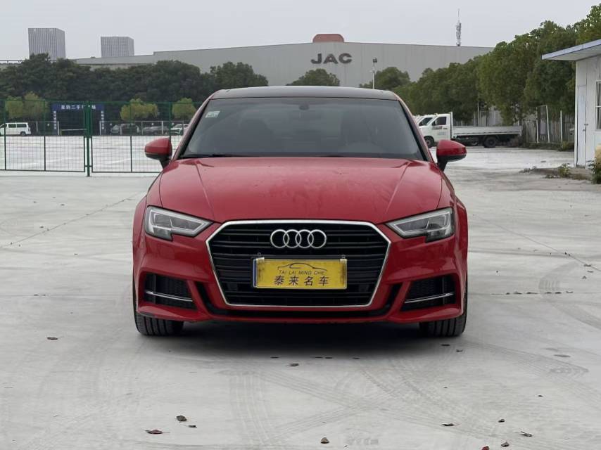 Audi A3 2019 car image #2