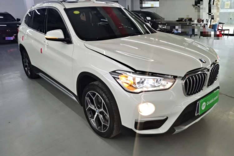 BMW X1 2018 #4 BMW X1 2018 car image #4