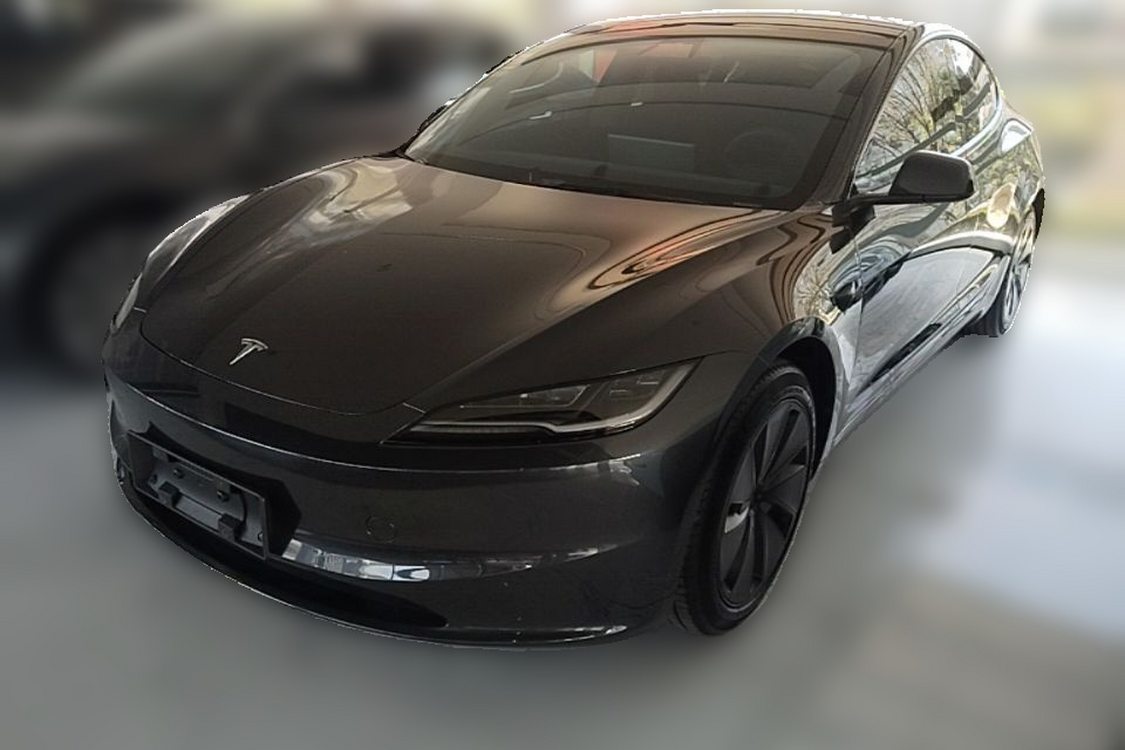 Tesla Model 3 2024 صورة سيارة 