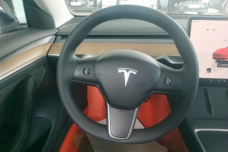 Tesla Model 3 2023 #11 Tesla Model 3 2023 car image #11