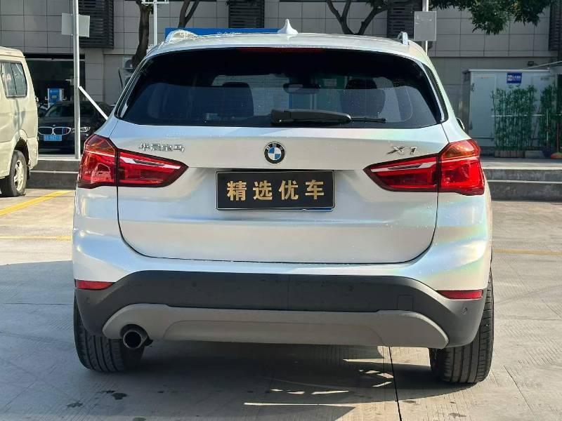 BMW X1 2018 #8 BMW X1 2018 car image #8