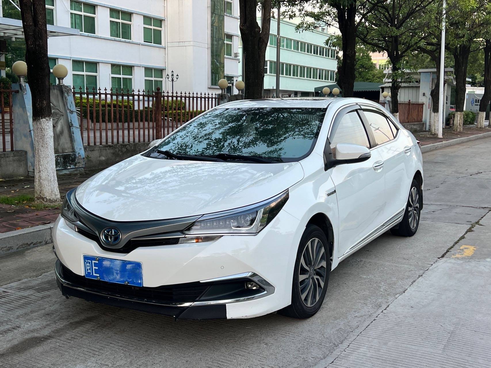 Toyota Corolla 2017 Toyota Corolla 2017 car image