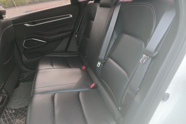 GEELY Emgrand 2022 immagine di auto #19