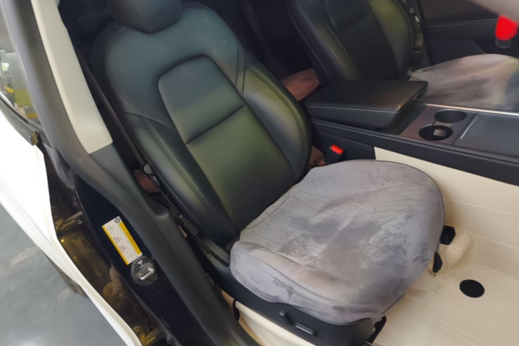 Tesla Model Y 2021 #24 Tesla Model Y 2021 car image #24
