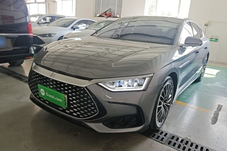 BYD Han 2023 car image #2