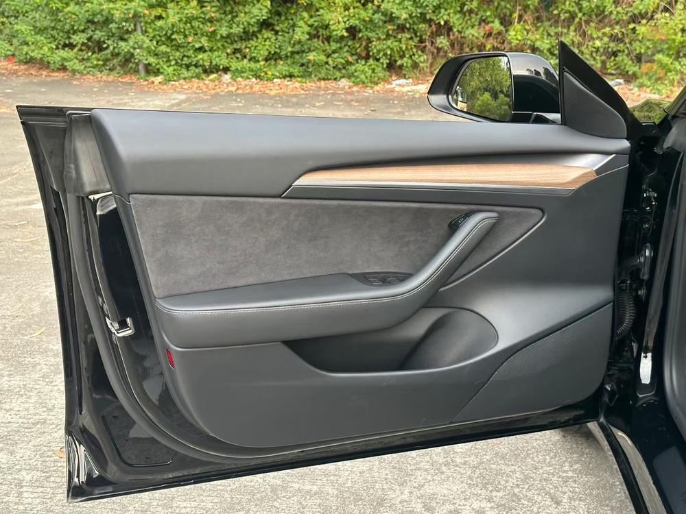 Tesla Model 3 2021 car image #6