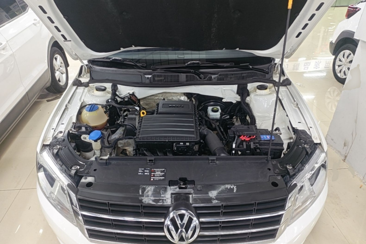Volkswagen Lavida 2018 car image #20